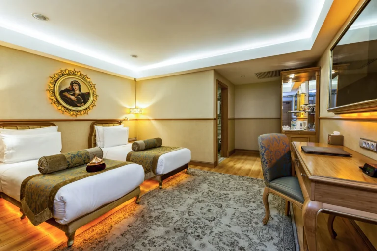 Deluxe Double/Twin Rooms