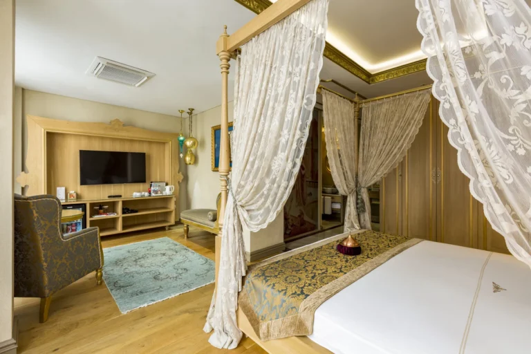 Harem Suite Room